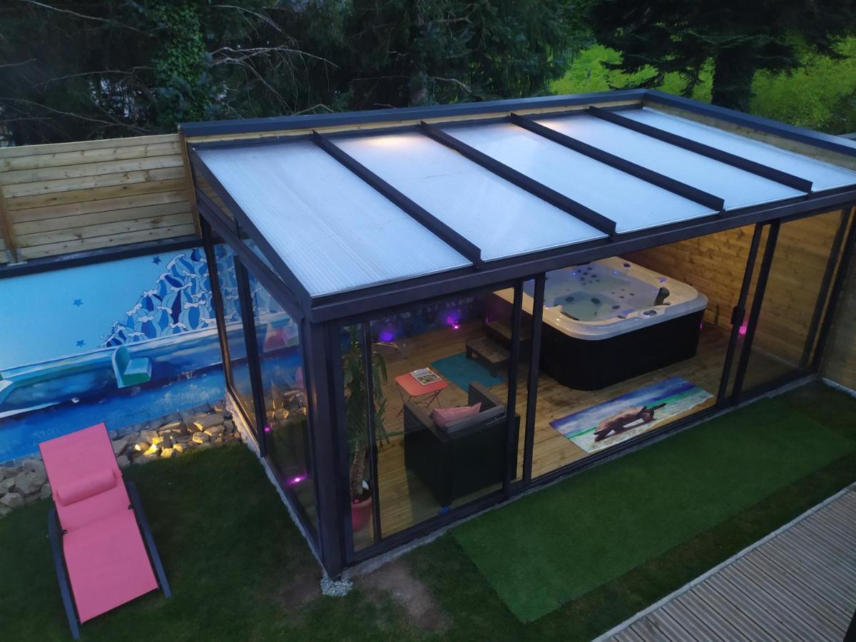 Logement Atypique Bien Etre Au Coeur De La Nature カンペール エクステリア 写真